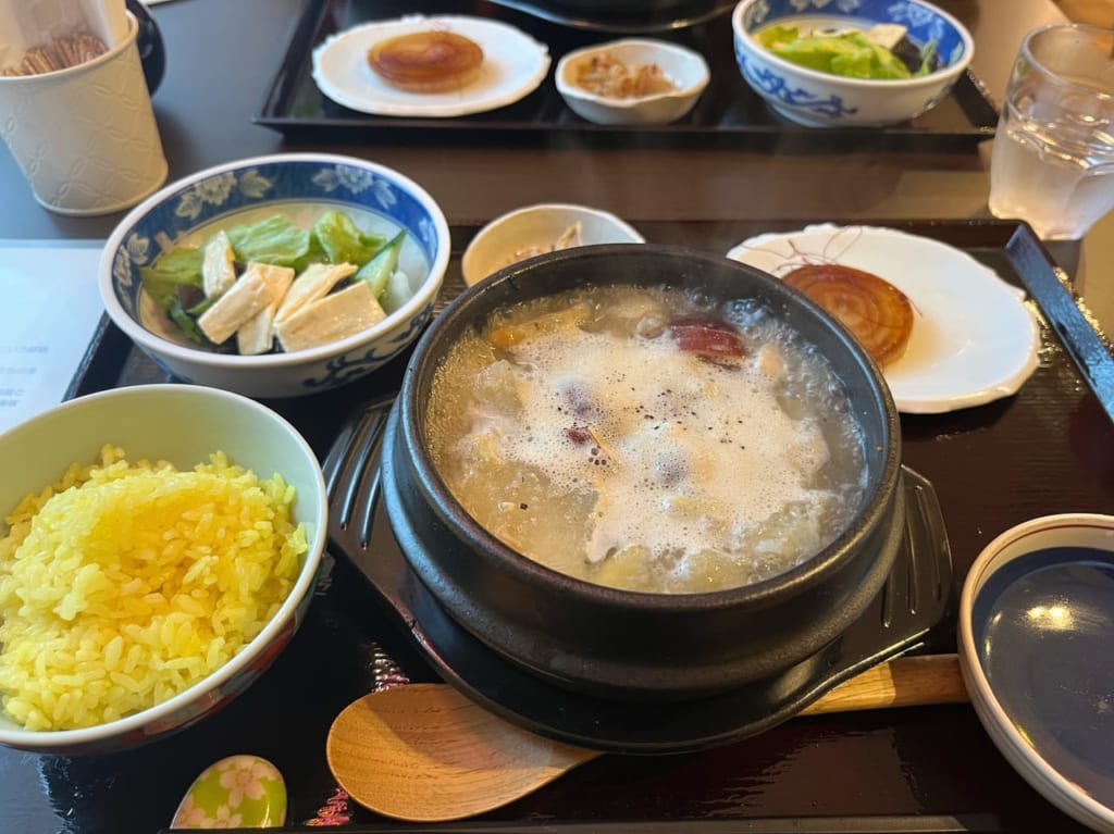 サムゲタン