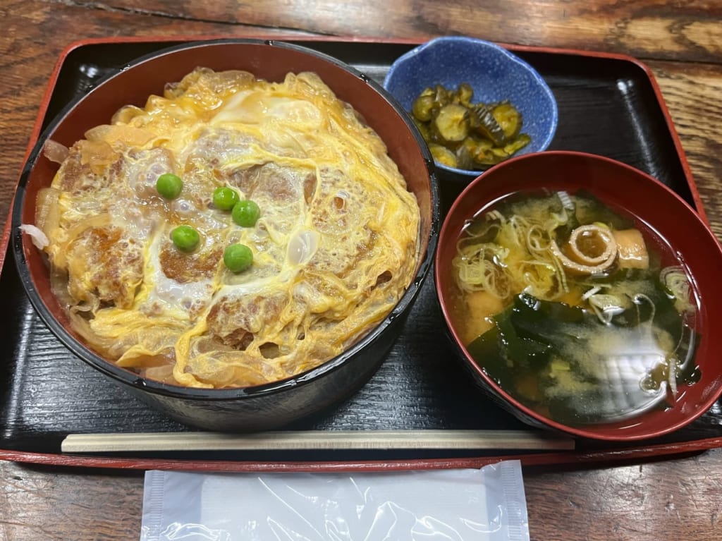 円空庵びっくりのカツ重