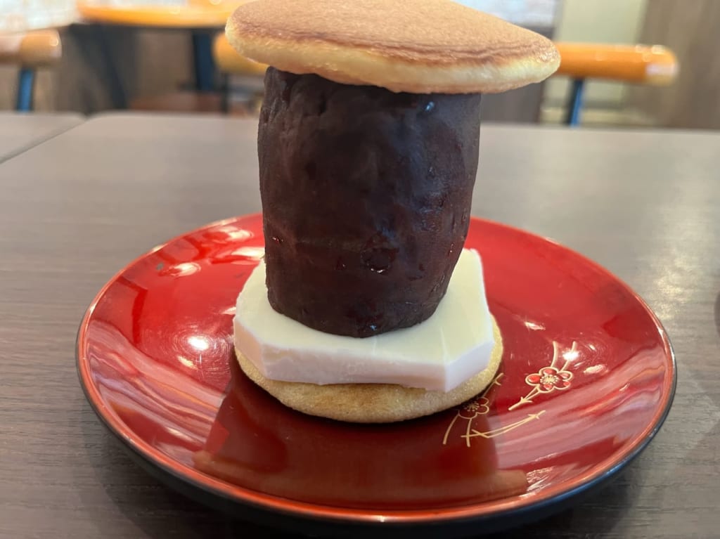 あん厚盛りバターどら焼き